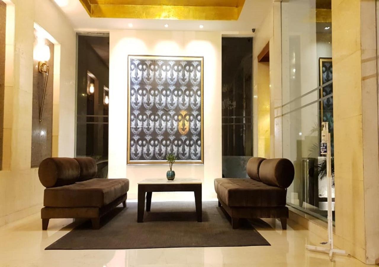 Udman Hotel Panchshila Park New Delhi Exterior photo