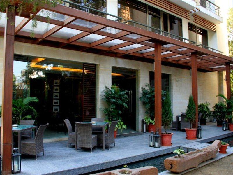 Udman Hotel Panchshila Park New Delhi Exterior photo